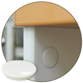 【金階塑鋼】NG3717 KD 浴室櫃產品特點小圖-貼心圓孔蓋設計